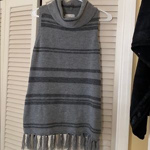 Sleeveless sweater